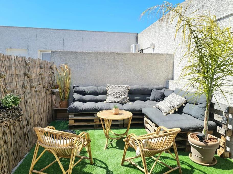 Appartcosy Emplacement Ideal Avec Terrasse & Parking Prive Nimes Ngoại thất bức ảnh