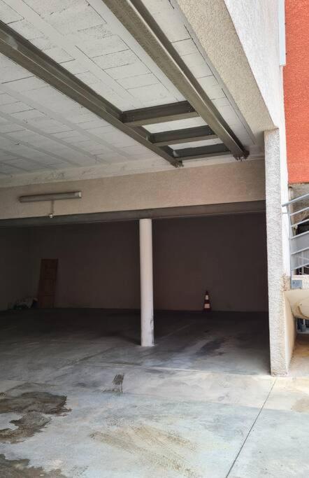 Appartcosy Emplacement Ideal Avec Terrasse & Parking Prive Nimes Ngoại thất bức ảnh